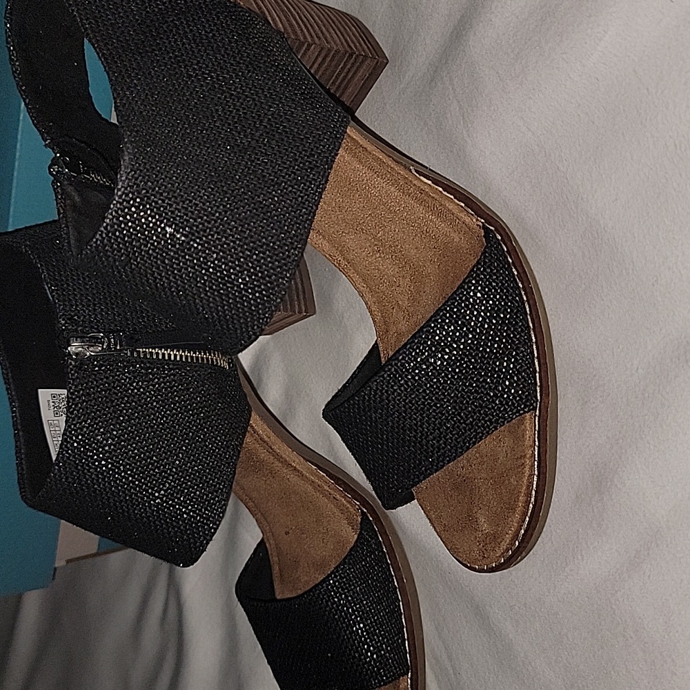 Toms Majorca Sandal, Size 10, Black Tweed, Like New, Block Heel Shoes Comfort!
